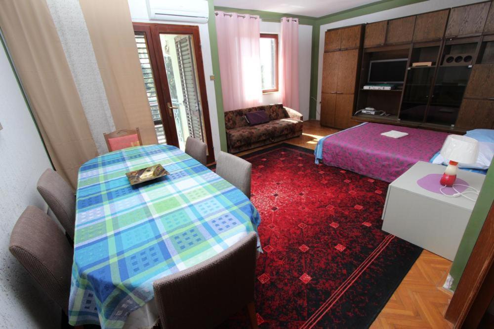 Sandra Apartment