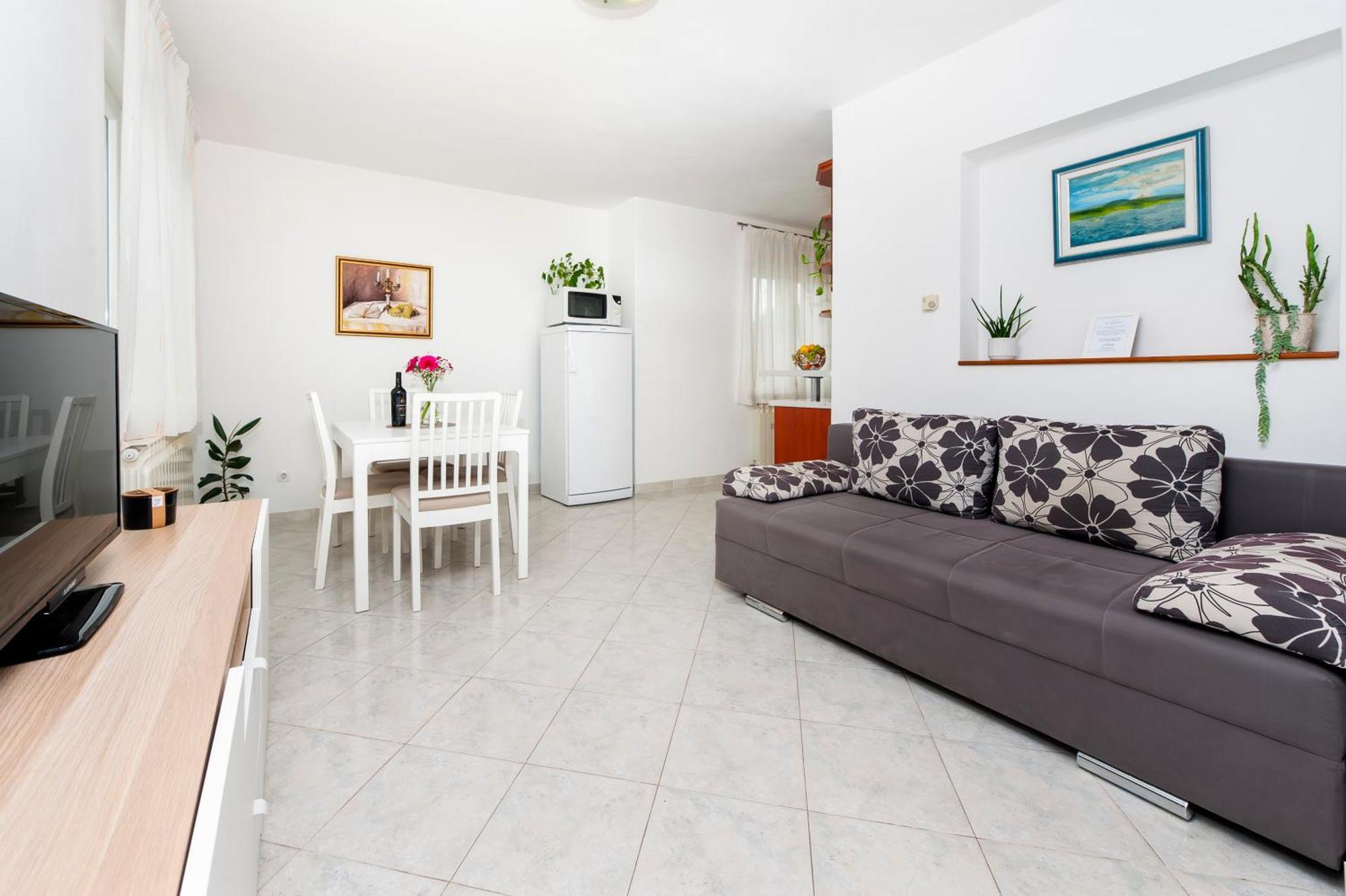 Sandra Apartment *
