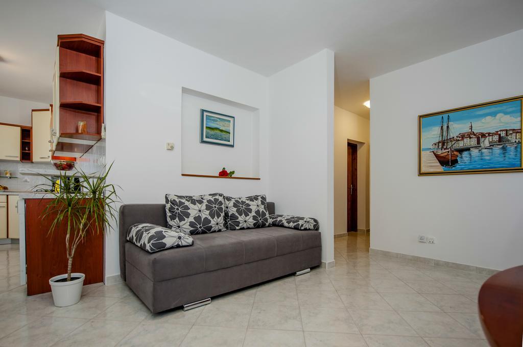 Sandra Apartment